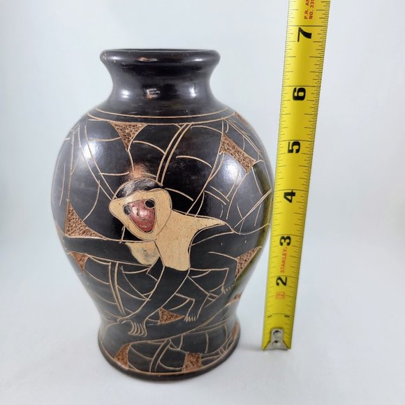 Vase Monkey Etched Pottery Signed Brown Animal Primate Home Decor Flowers Read - Picture 12 of 13
